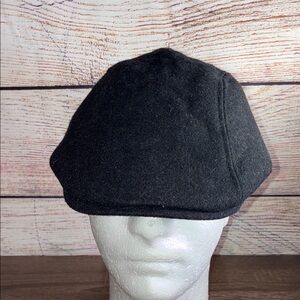 Vintage Woolrich Men's Black Wool Newsboys Flat Medium Cap